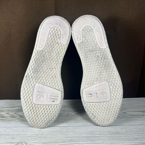 Adidas Womens Shoes Pharrell Williams Hu Tennis Sneaker Gray Size 8 - Picture 7 of 10